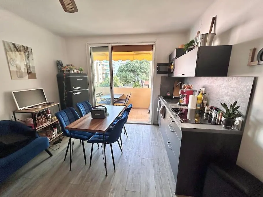 Appartement T2 A Cote De La Plage, Renove En 2023 Fréjus 0*,  フランス